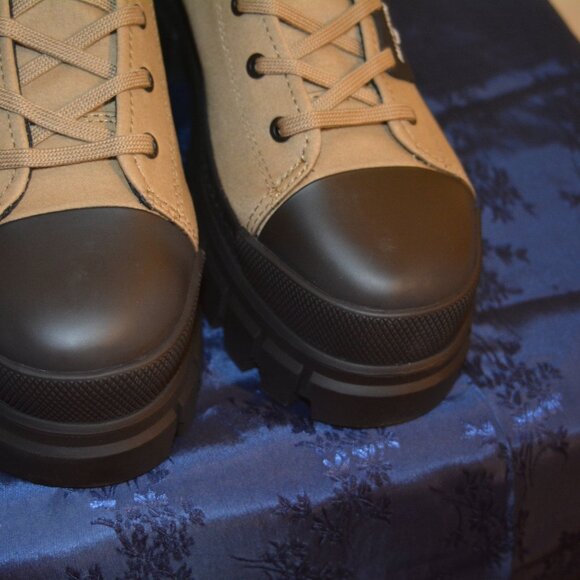 Palladium Revolt Women’s Boots Size 10 Olive Canvas Chunky Platform Lug Sole NIB - Picture 7 of 10